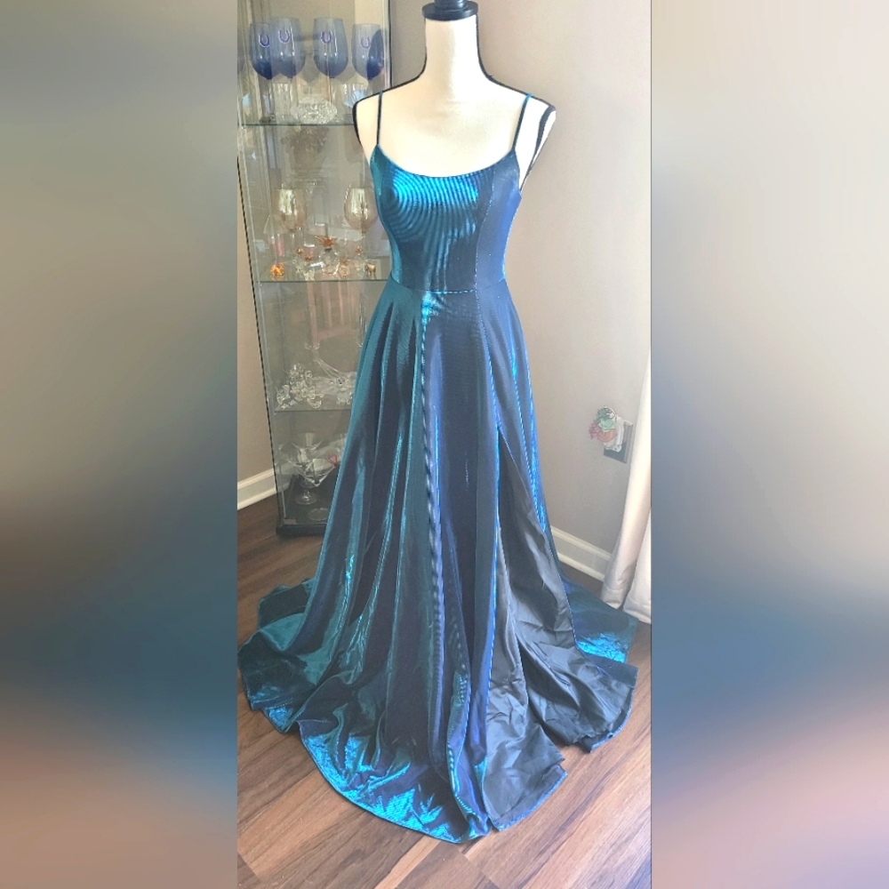 EUC- Elegant Blue & Black Sparkly Formal/Prom Gown, Size 3.
